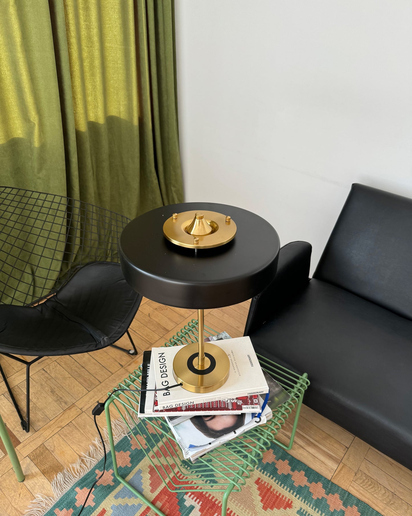 Vintage Mid Century Table Lamp with Pull Chain | Bedside and Desk Lighting