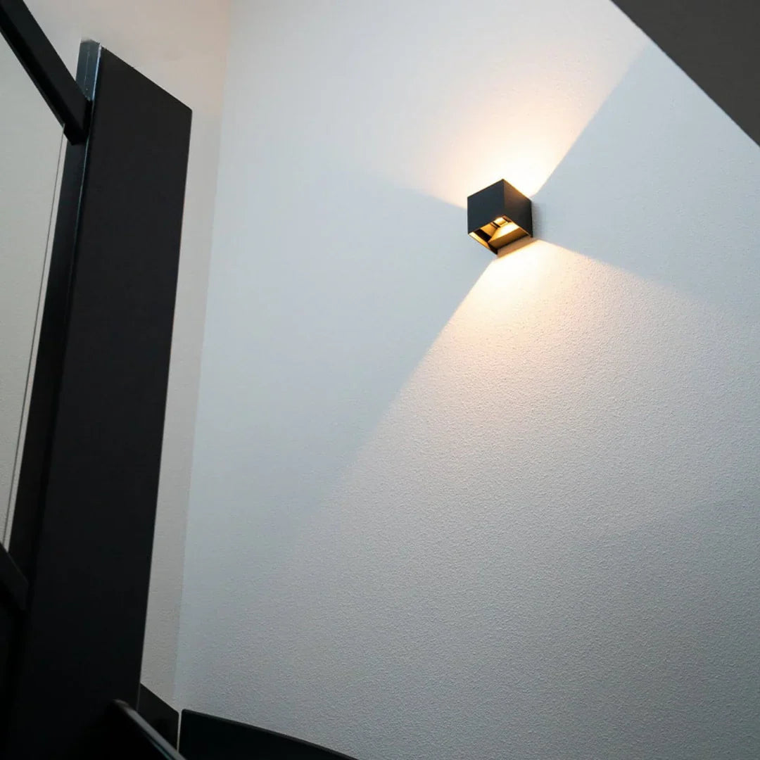 Rechargeable Wall Lamp with Motion Sensor | Modern Indoor Sconce