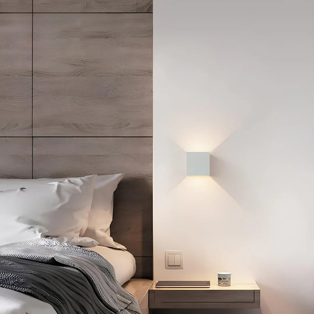Rechargeable Wall Lamp with Motion Sensor | Modern Indoor Sconce