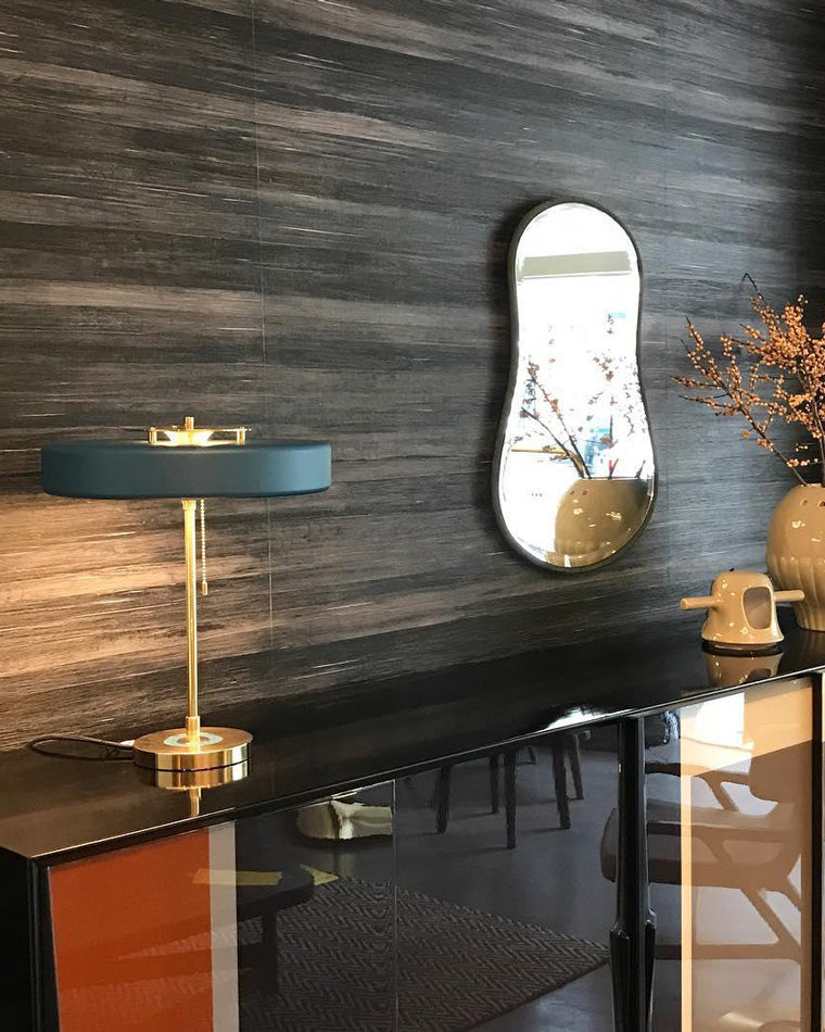 Vintage Mid Century Table Lamp with Pull Chain | Bedside and Desk Lighting