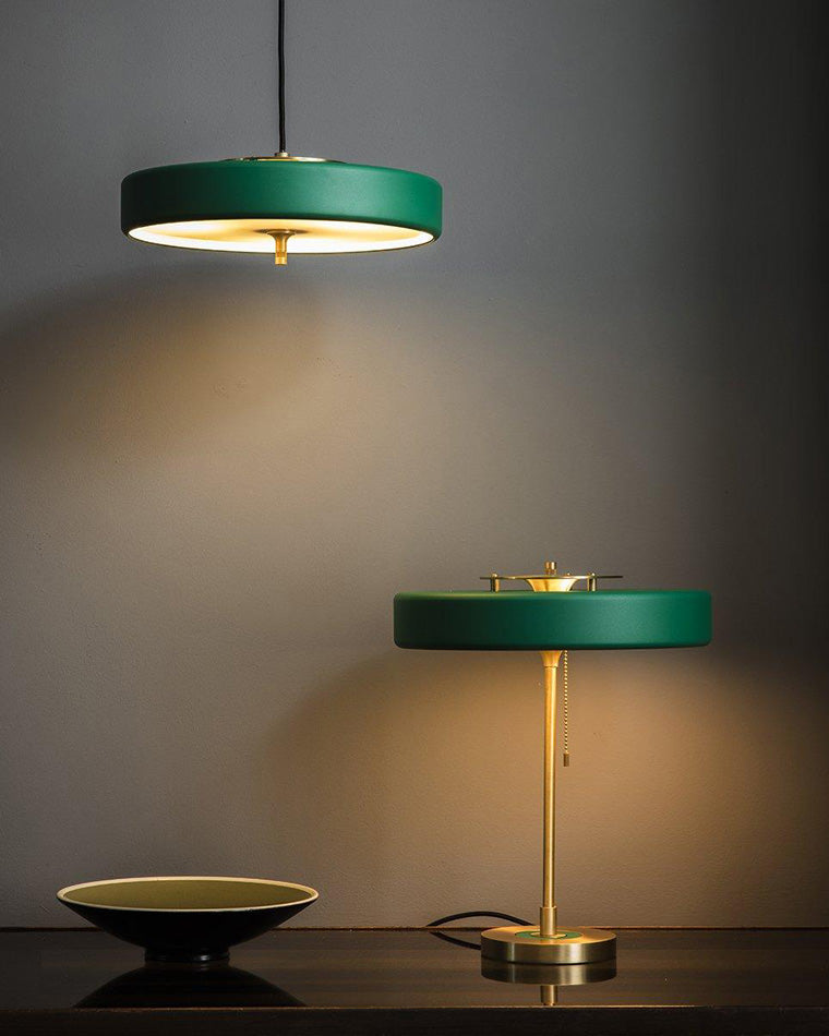 Vintage Mid Century Table Lamp with Pull Chain | Bedside and Desk Lighting