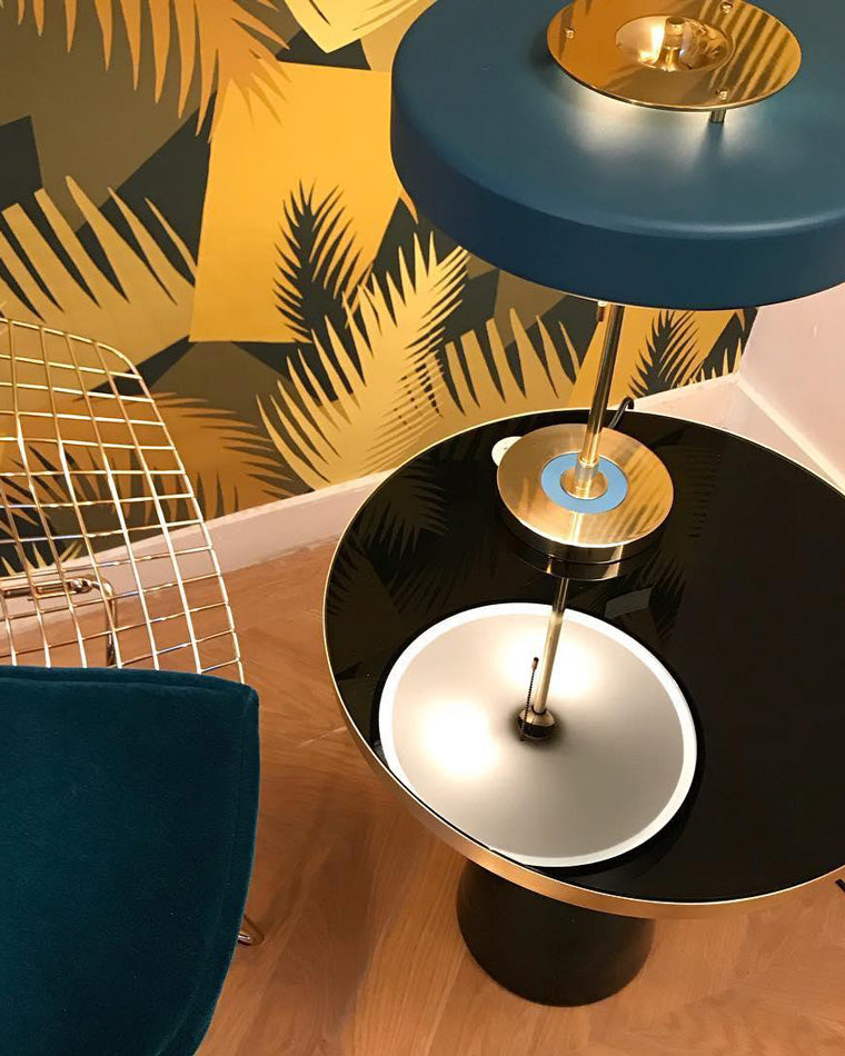 Vintage Mid Century Table Lamp with Pull Chain | Bedside and Desk Lighting