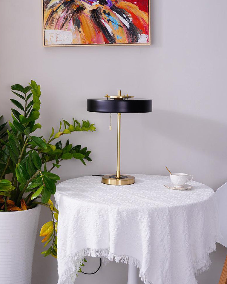 Vintage Mid Century Table Lamp with Pull Chain | Bedside and Desk Lighting