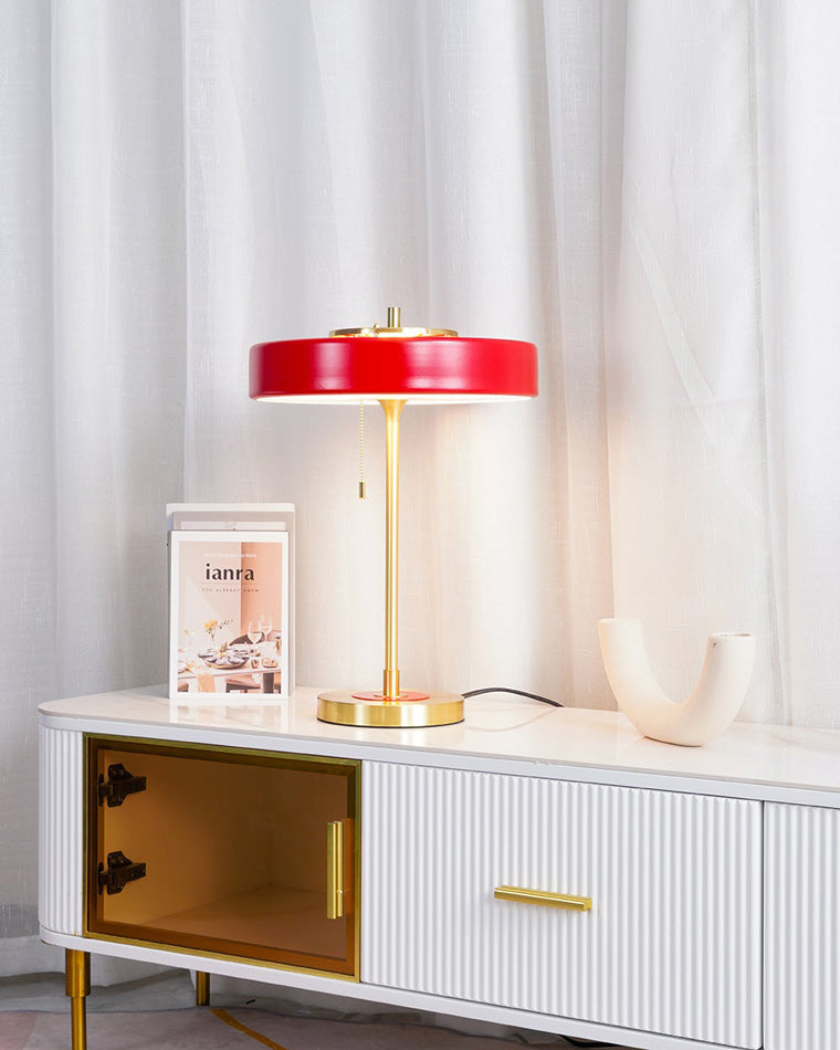 Vintage Mid Century Table Lamp with Pull Chain | Bedside and Desk Lighting