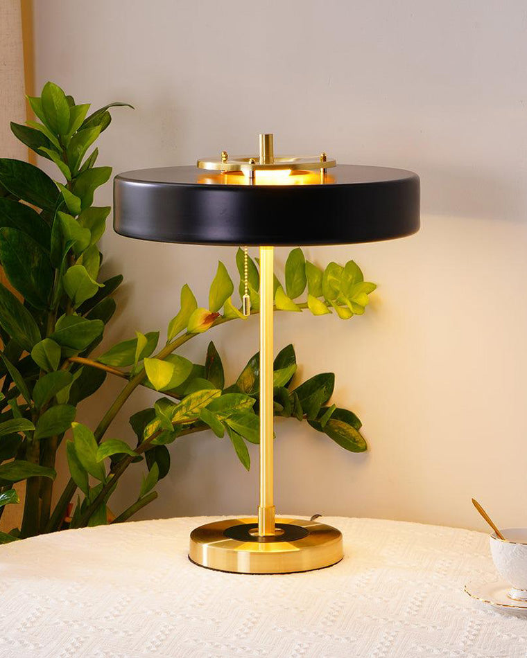 Vintage Mid Century Table Lamp with Pull Chain | Bedside and Desk Lighting