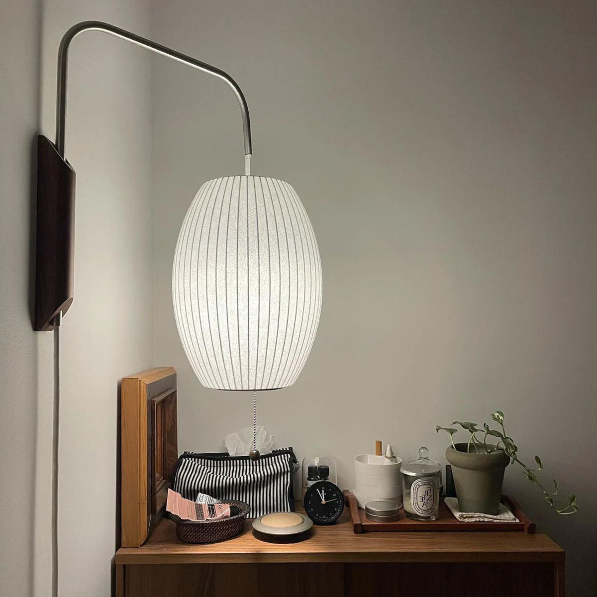 Modern Wall Lamp Sconce with Pull Cord | Adjustable Wall Light for Bedroom