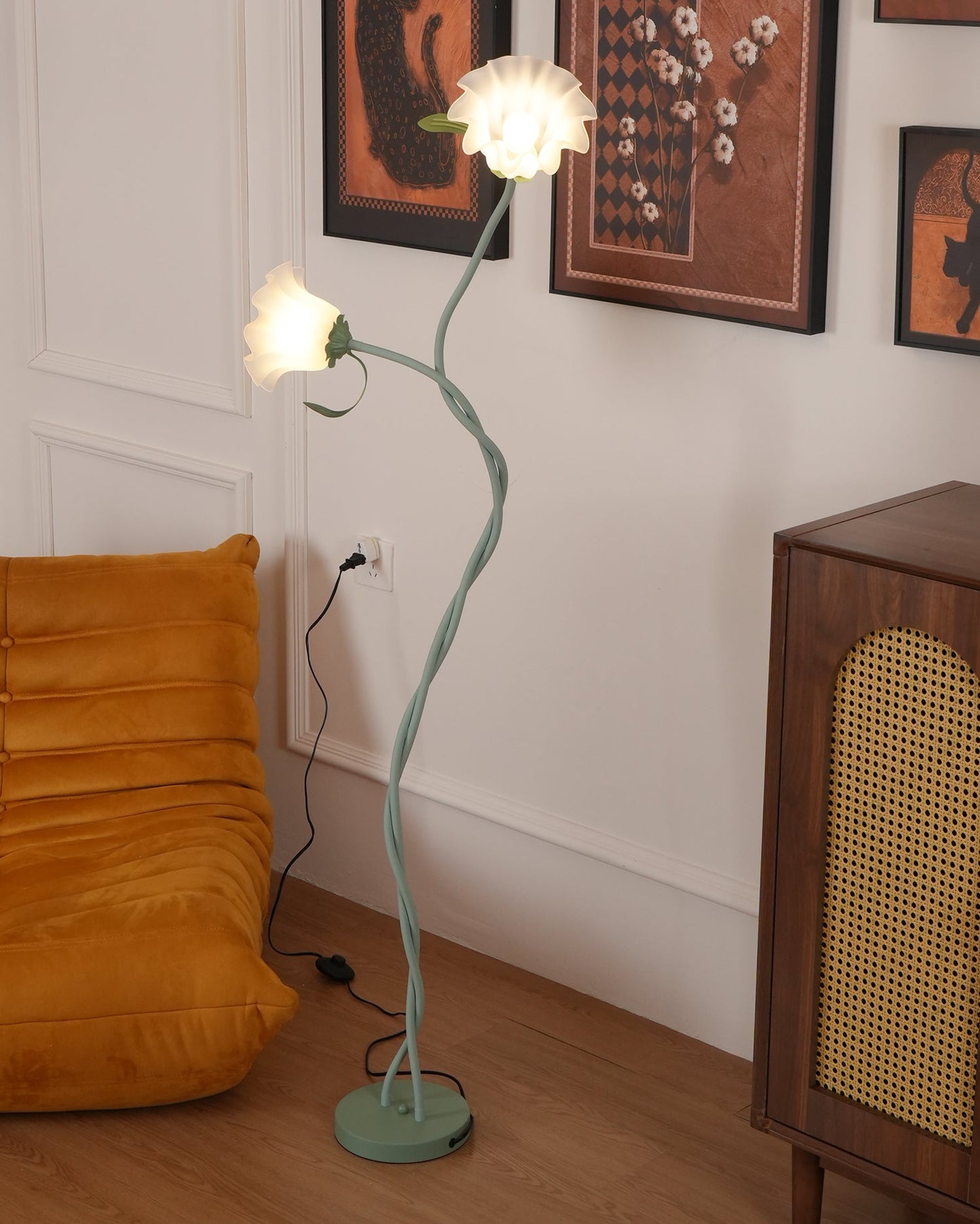 Floral Inspired Floor Lamp | Elegant Standing Light for Living Room