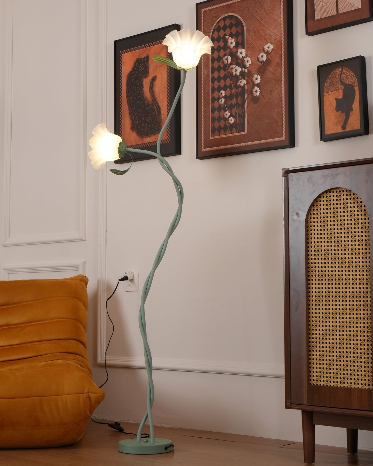 Floral Inspired Floor Lamp | Elegant Standing Light for Living Room