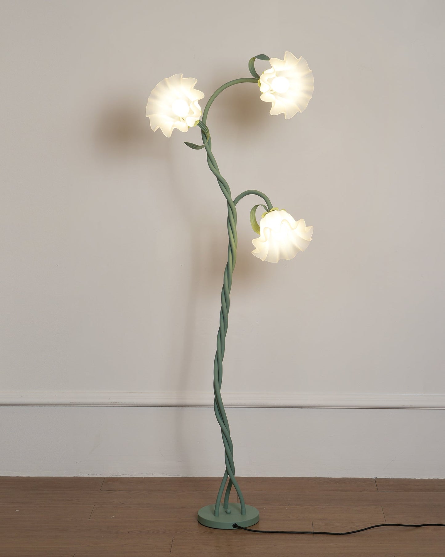 Floral Inspired Floor Lamp | Elegant Standing Light for Living Room