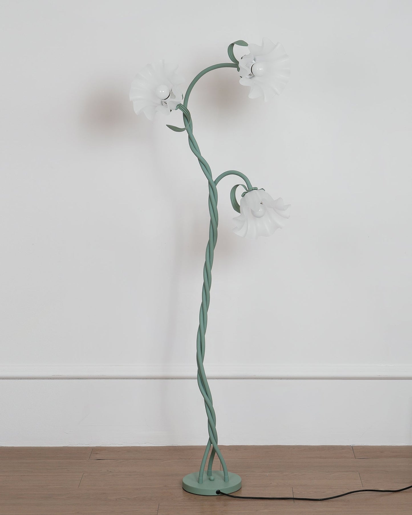 Floral Inspired Floor Lamp | Elegant Standing Light for Living Room