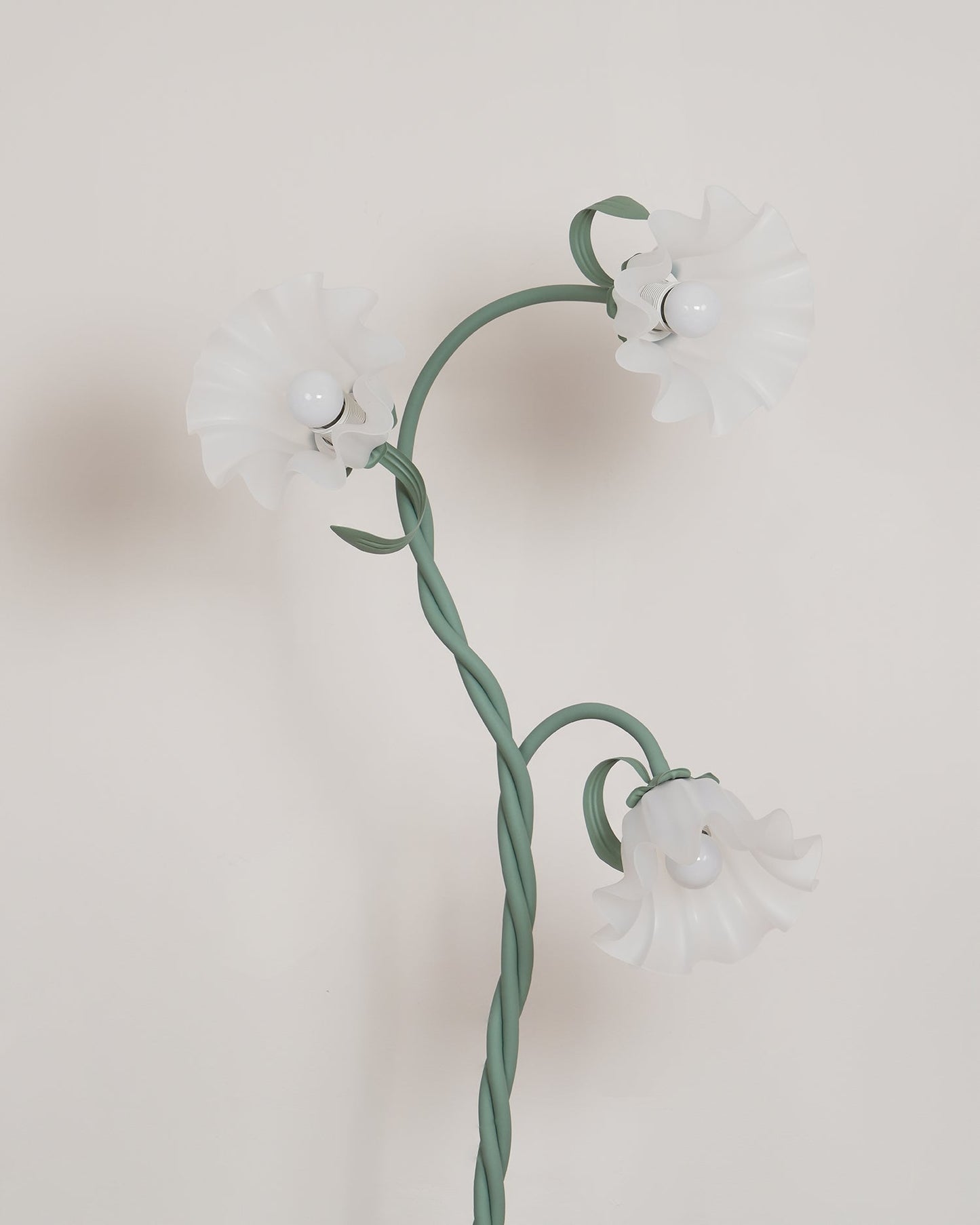 Floral Inspired Floor Lamp | Elegant Standing Light for Living Room
