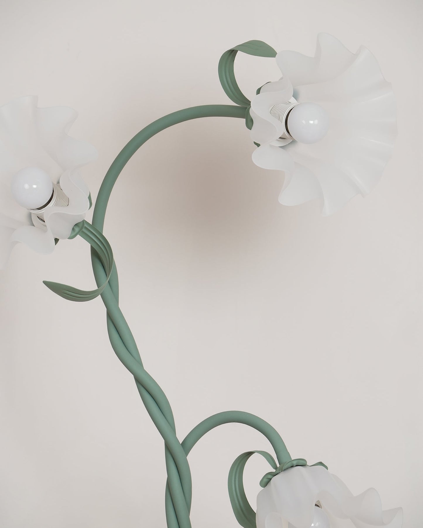 Floral Inspired Floor Lamp | Elegant Standing Light for Living Room