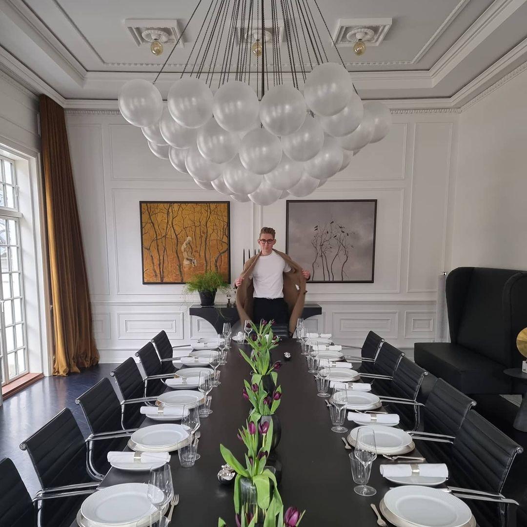 Modern Frosted Glass Ball Chandelier | Luxury Ceiling Lamp for Living Room & Bedroom