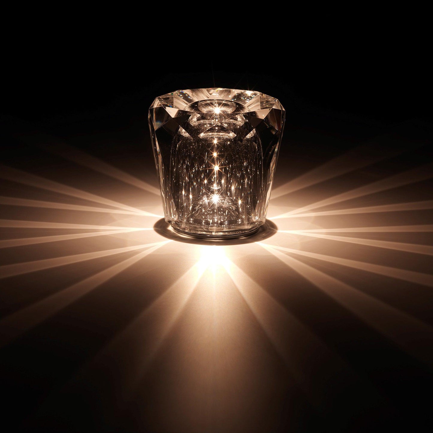 Crystal Diamond Table Lamp | Elegant Rechargeable Decorative Light