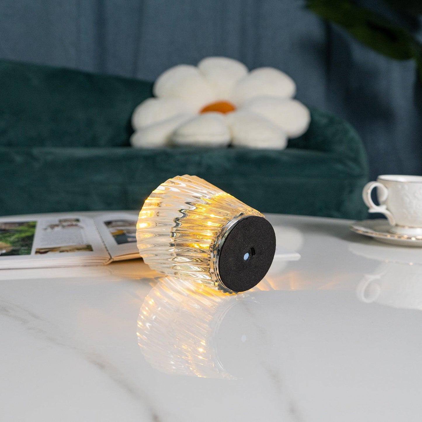 Crystal Diamond Table Lamp | Elegant Rechargeable Decorative Light