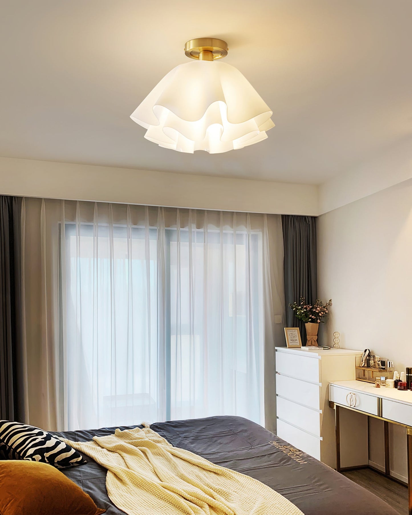 Modern Pleated Ceiling Light | Elegant Flush Mount Lamp for Bedroom or Living Room
