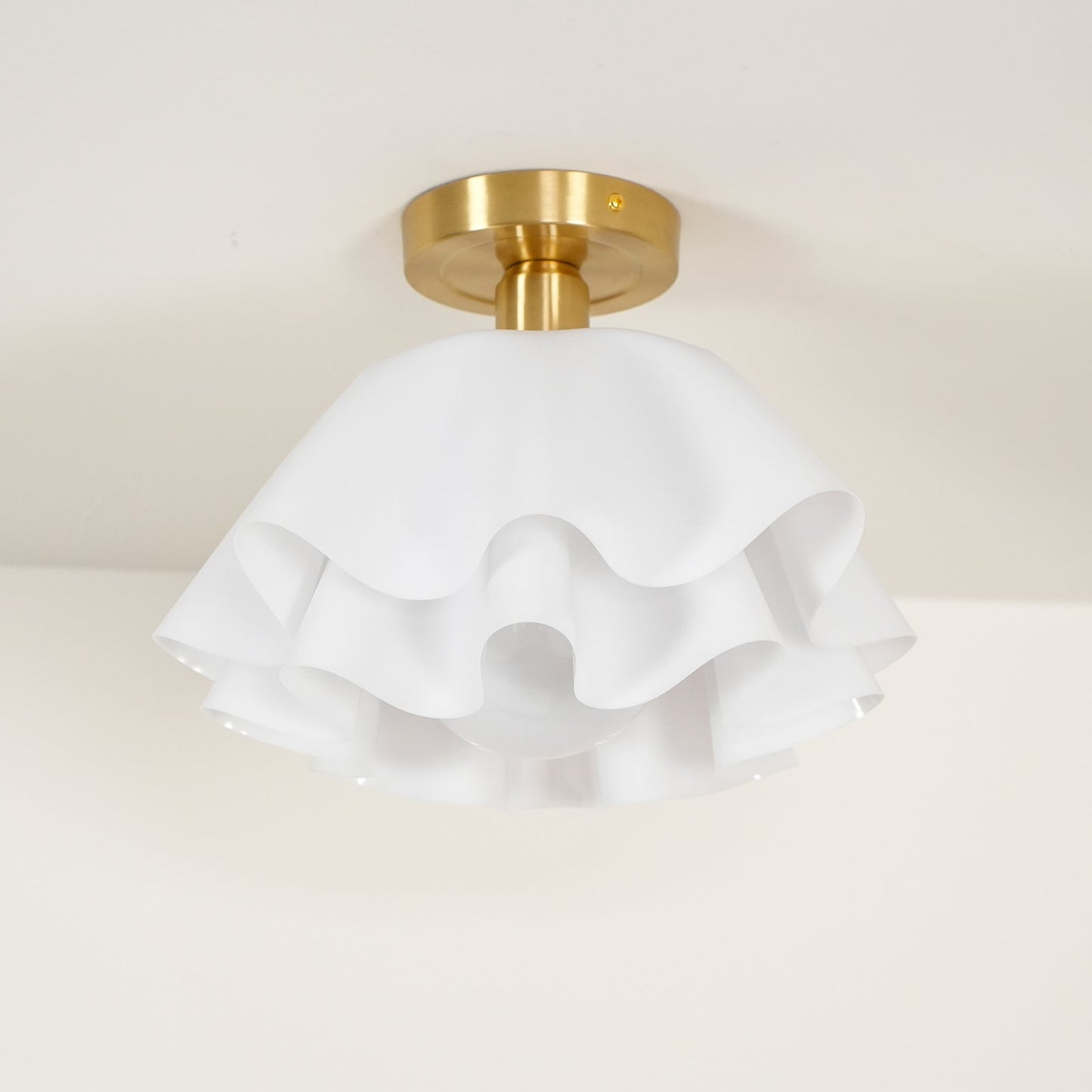 Modern Pleated Ceiling Light | Elegant Flush Mount Lamp for Bedroom or Living Room