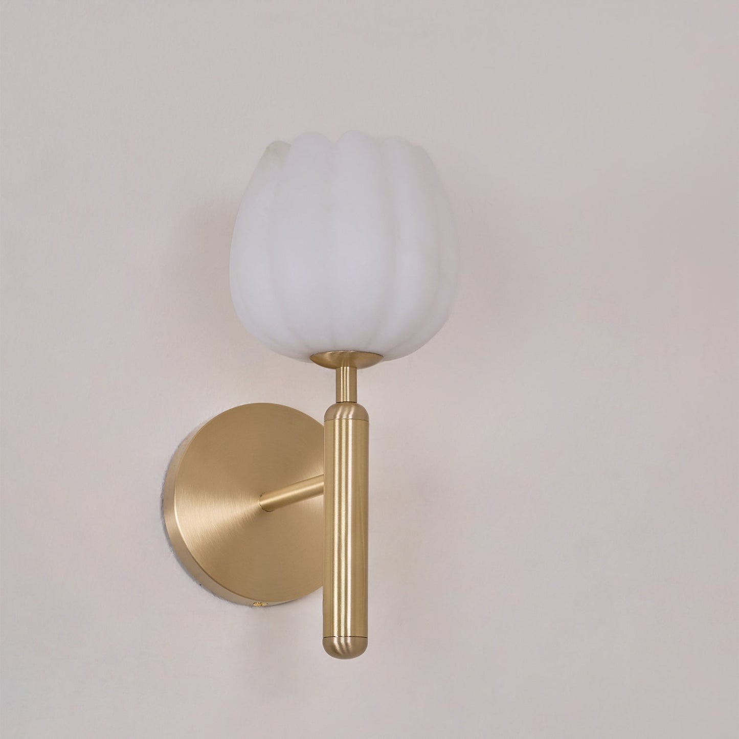 Alabaster Flower Wall Sconce | Elegant Bedroom and Living Room Wall Lamp