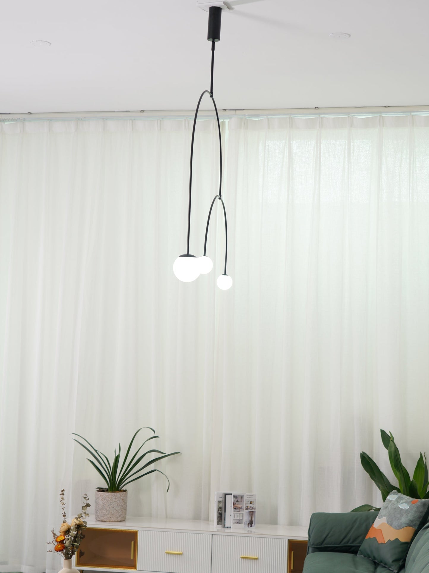 Minimalist Ceiling Lamp Chandelier | Modern LED Light for Living and Dining Room