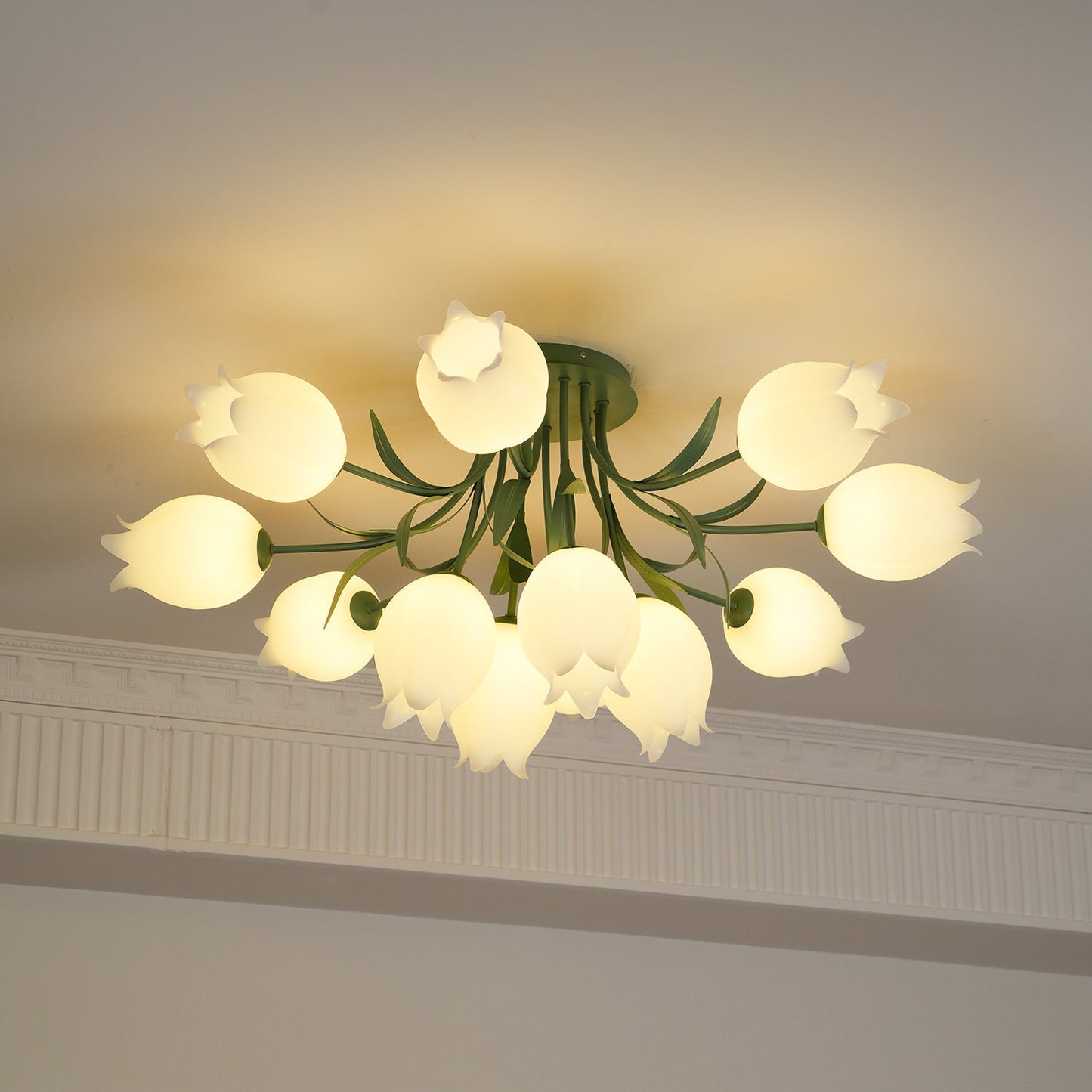 Floral Ceiling Light | Elegant Lily-Inspired Ceiling Lamp for Living Room