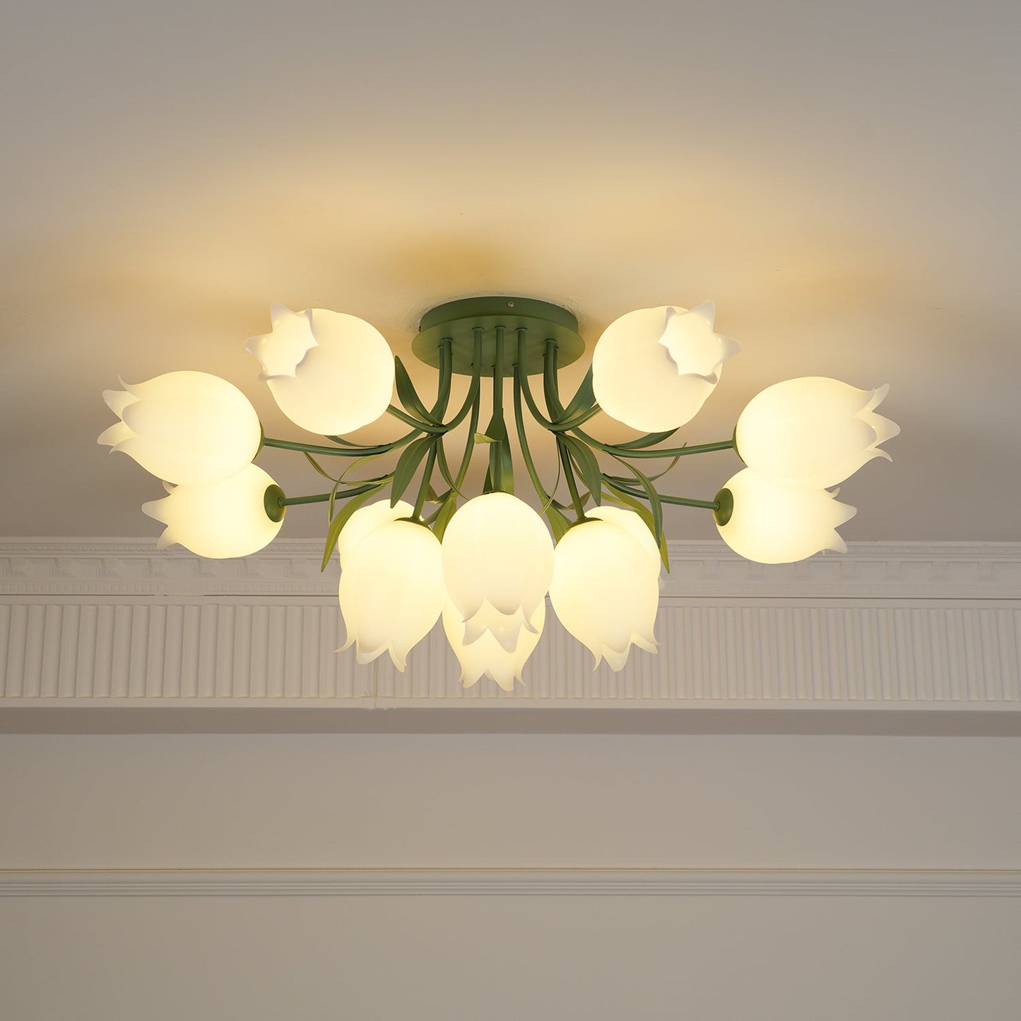 Floral Ceiling Light | Elegant Lily-Inspired Ceiling Lamp for Living Room