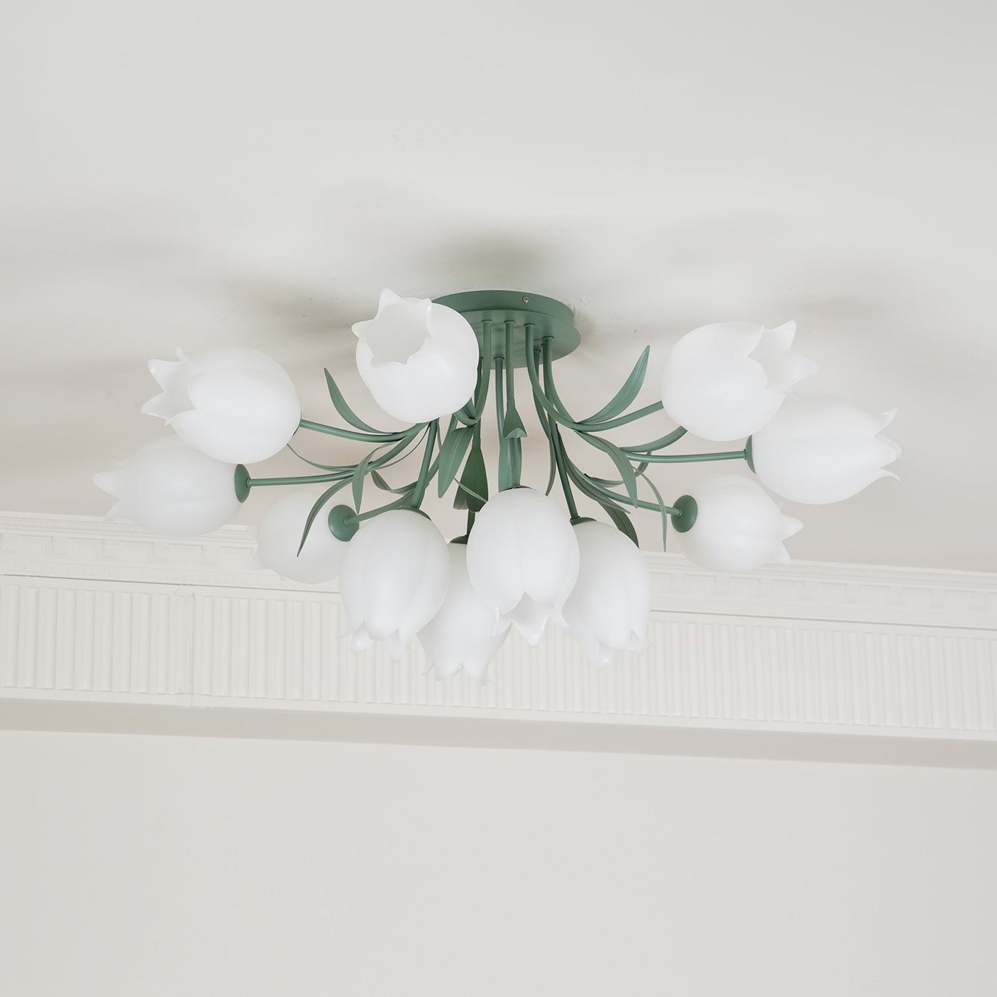 Floral Ceiling Light | Elegant Lily-Inspired Ceiling Lamp for Living Room