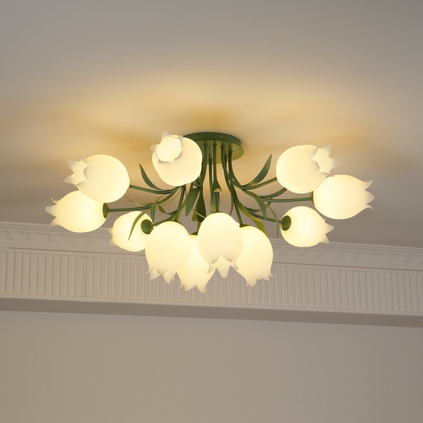 Floral Ceiling Light | Elegant Lily-Inspired Ceiling Lamp for Living Room