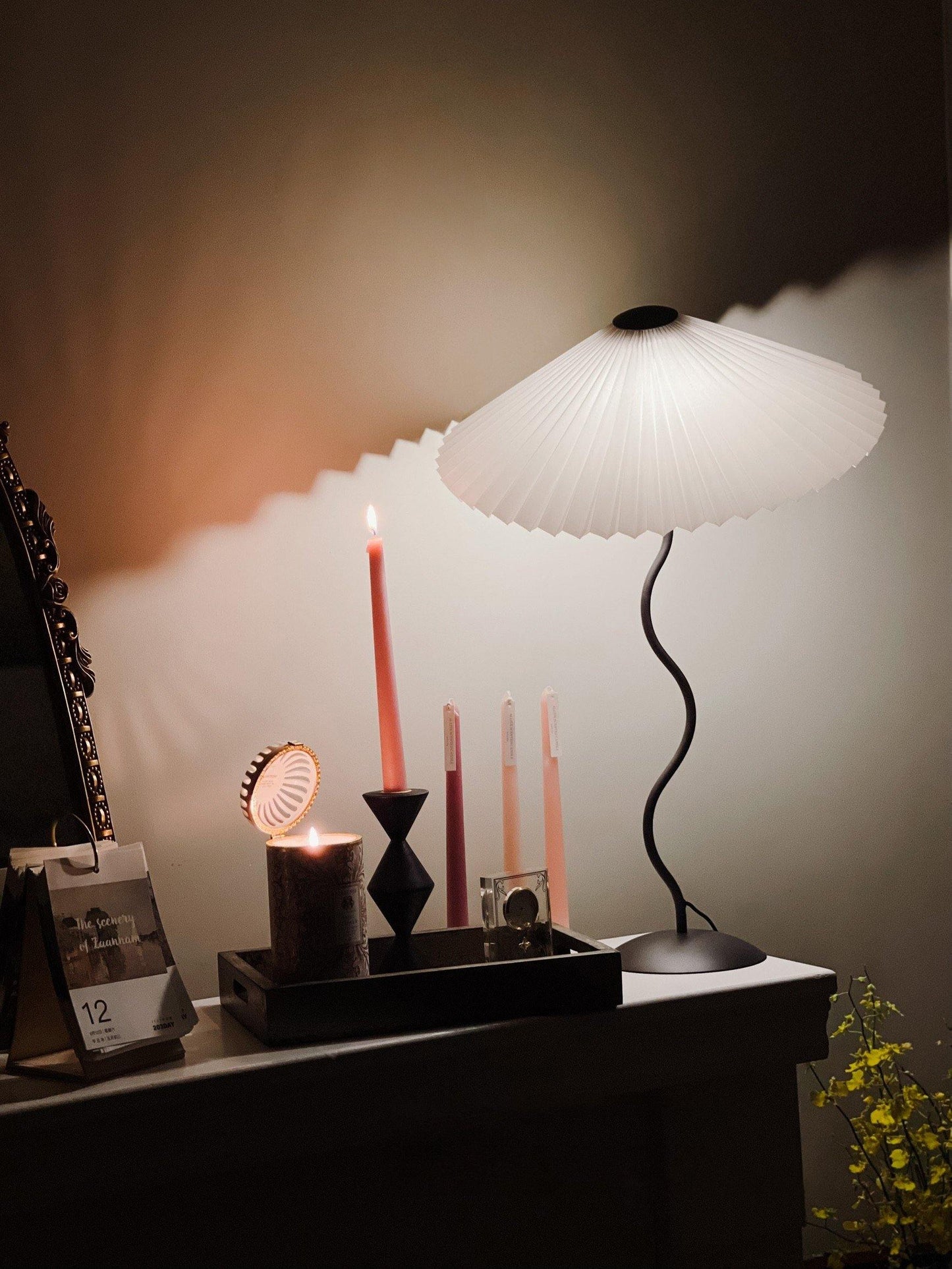 Pleated Table Lamp | Nordic Origami Style with Curved Wavy Base