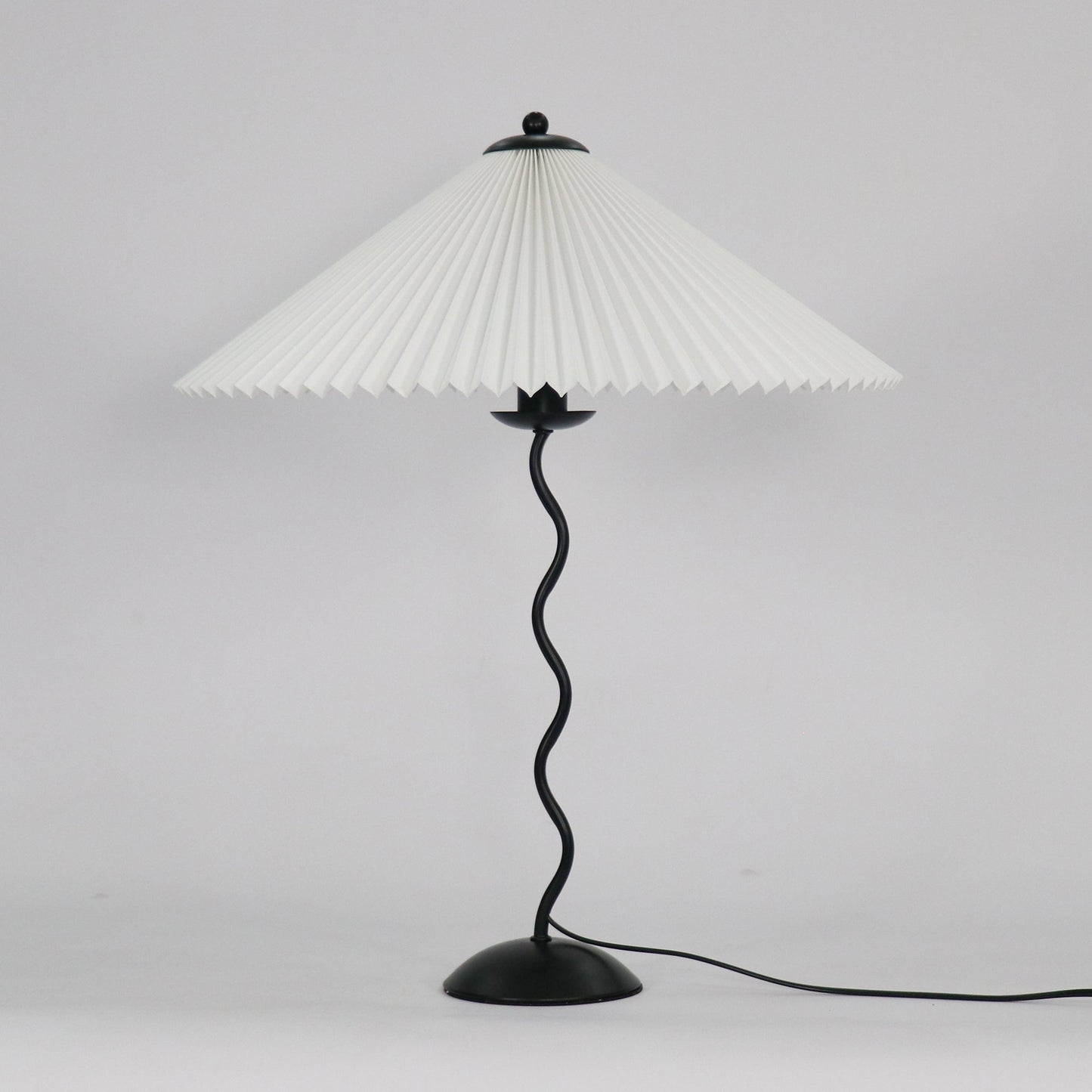 Pleated Table Lamp | Nordic Origami Style with Curved Wavy Base
