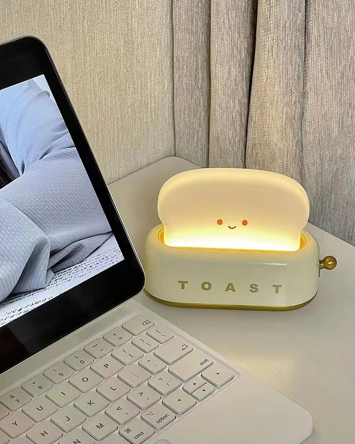 Cute Toaster Night Light | Rechargeable Bedside Table Lamp