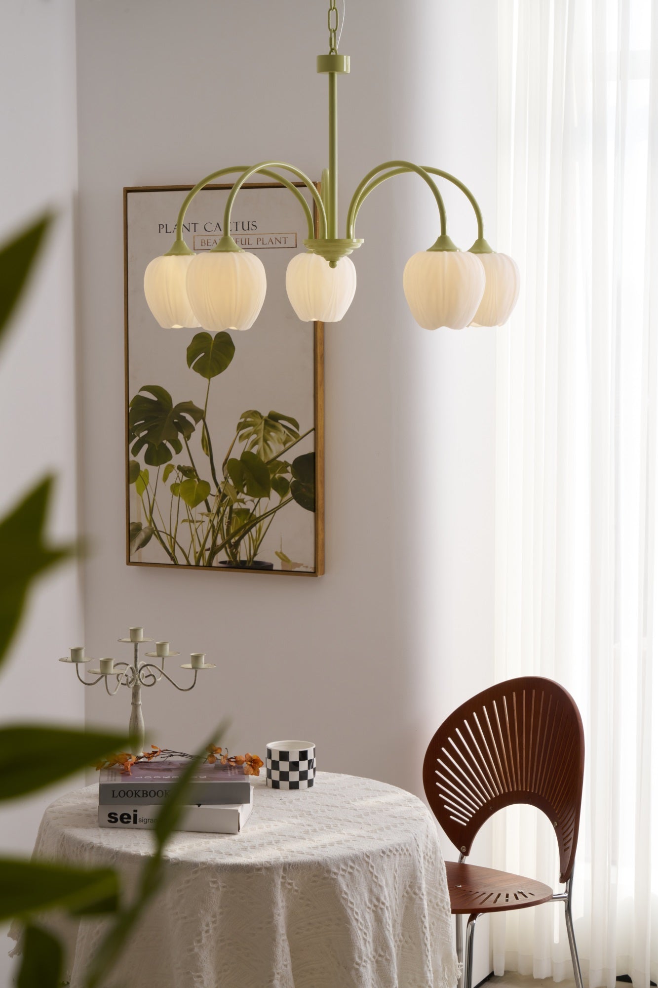 Tulip Chandelier Ceiling Lamp | Modern Floral Light Fixture for Living and Dining
