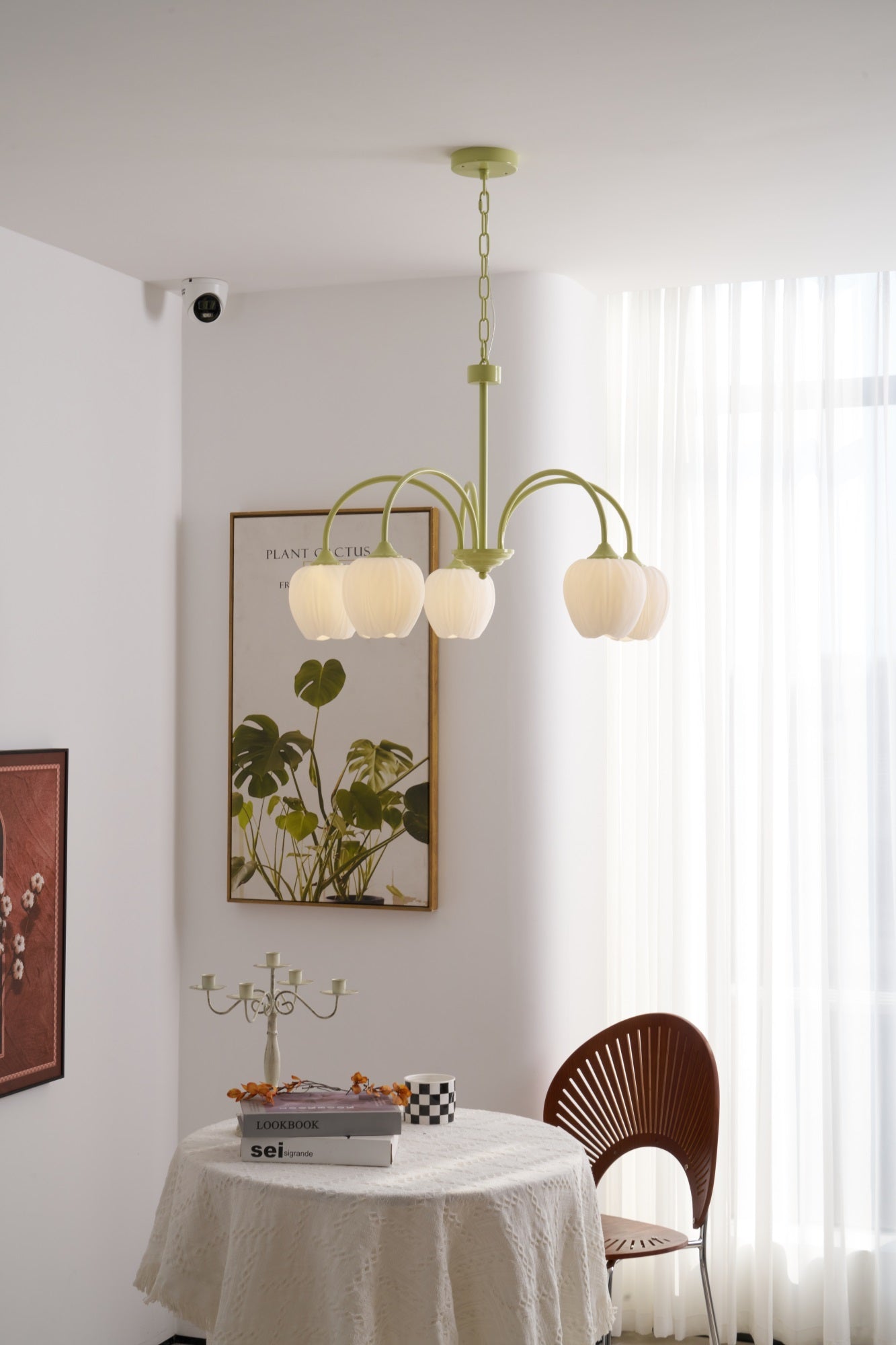 Tulip Chandelier Ceiling Lamp | Modern Floral Light Fixture for Living and Dining