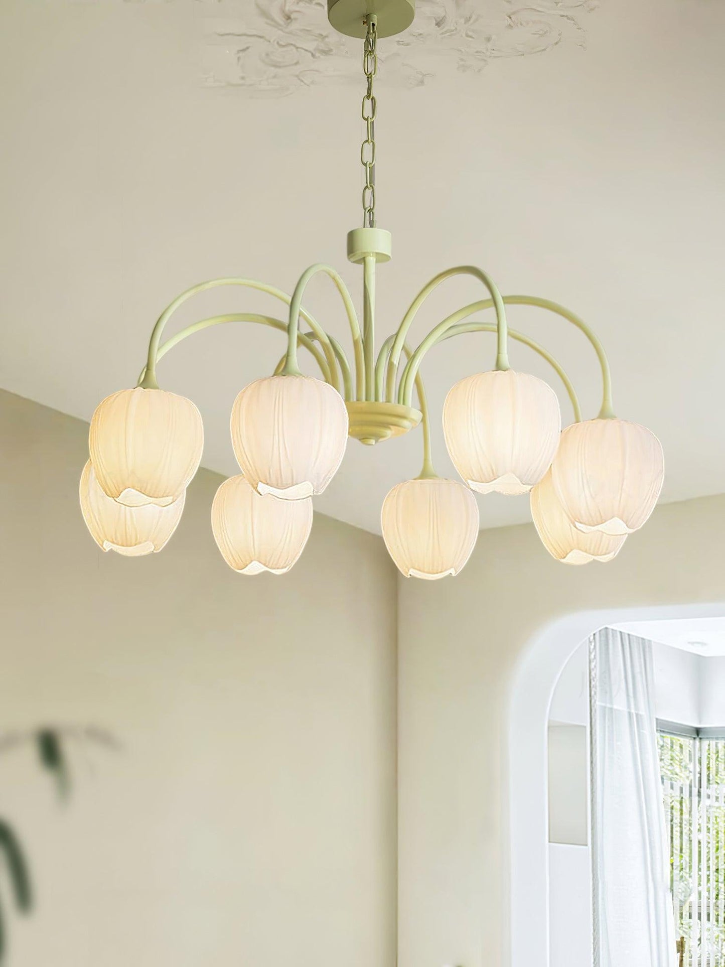 Tulip Chandelier Ceiling Lamp | Modern Floral Light Fixture for Living and Dining
