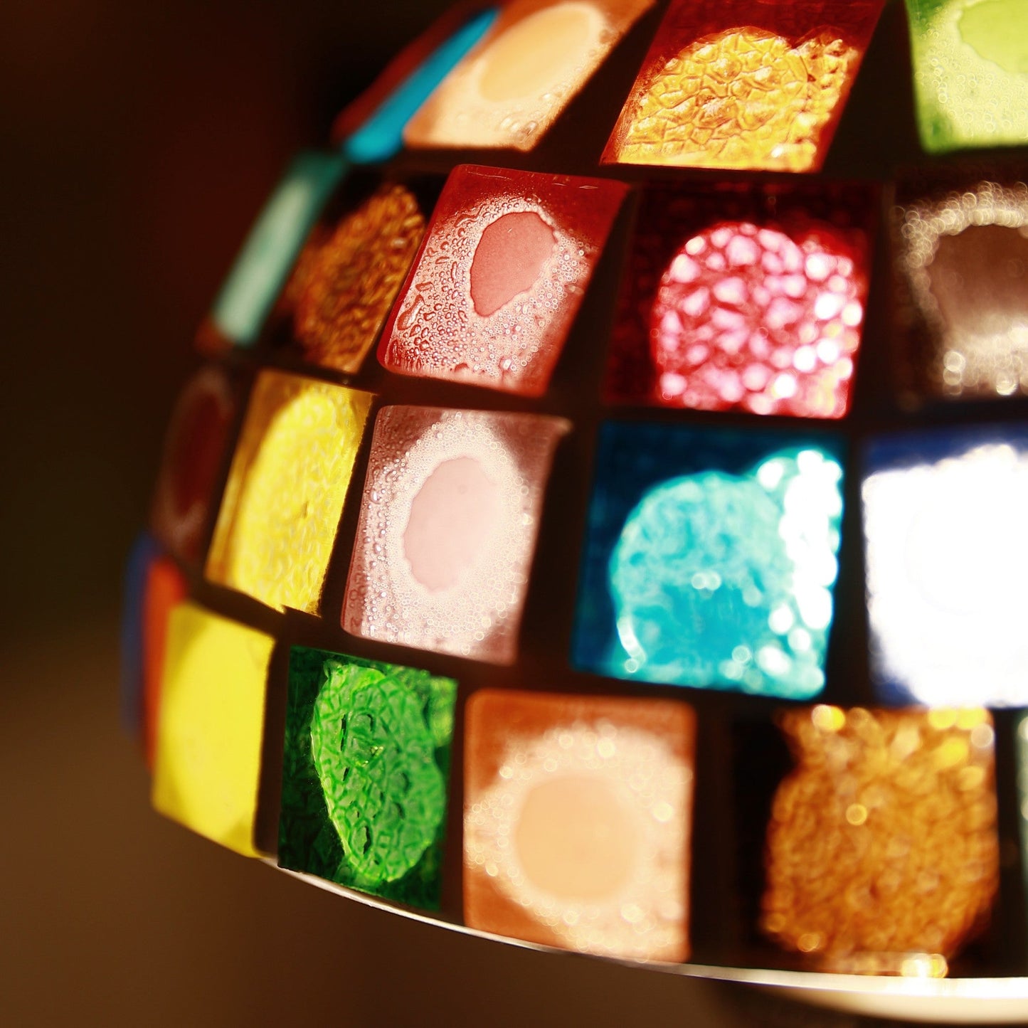 Tiffany Style Mosaic Table Lamp | Colourful Stained Glass Bedside Light