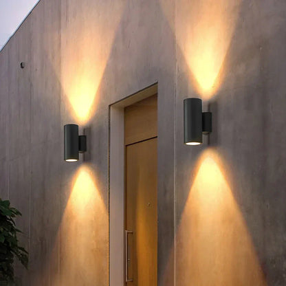 Aluminum facade light