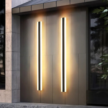Waterproof outdoor lamp