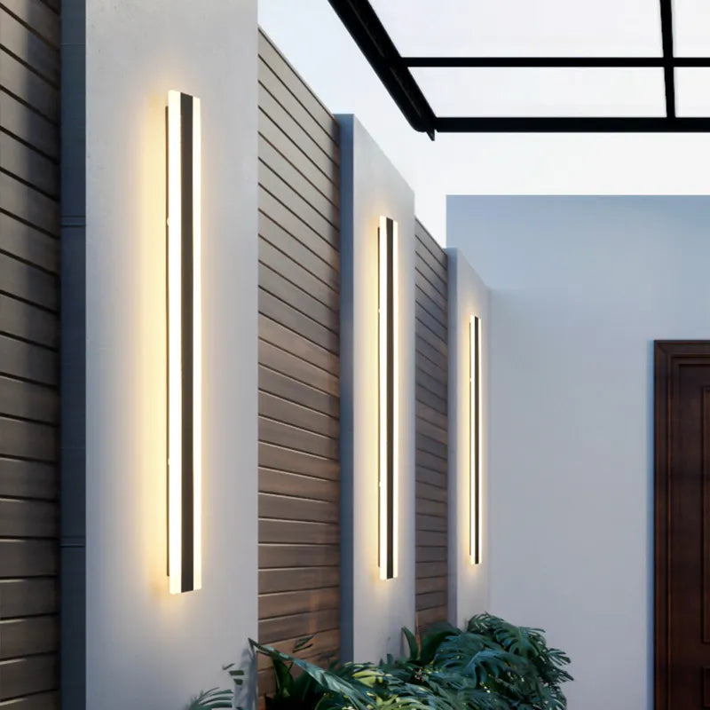 Waterproof outdoor lamp