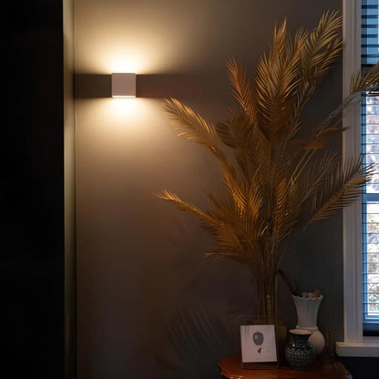 Rechargeable Wall Lamp with Motion Sensor | Modern Indoor Sconce