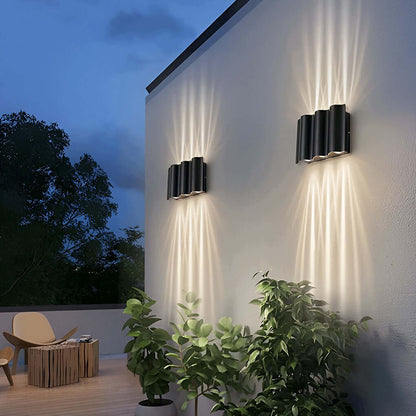 Outdoor LED Wall Sconce in Wave Design | Modern Up and Down Wall Light