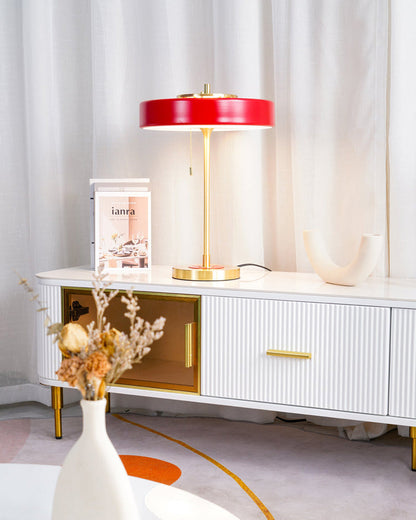 Vintage Mid Century Table Lamp with Pull Chain | Bedside and Desk Lighting
