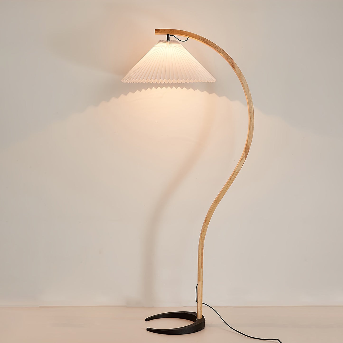 Scandinavian Curved Wooden Floor Lamp with Pleated Shade | Modern Living Room Light