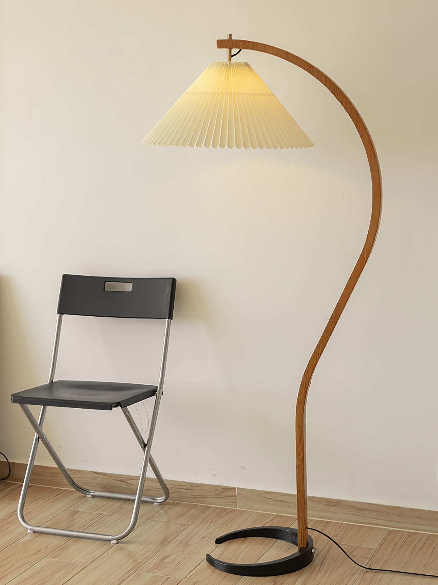 Scandinavian Curved Wooden Floor Lamp with Pleated Shade | Modern Living Room Light