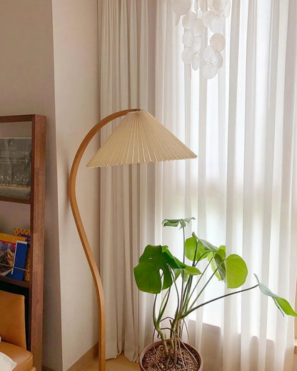 Scandinavian Curved Wooden Floor Lamp with Pleated Shade | Modern Living Room Light