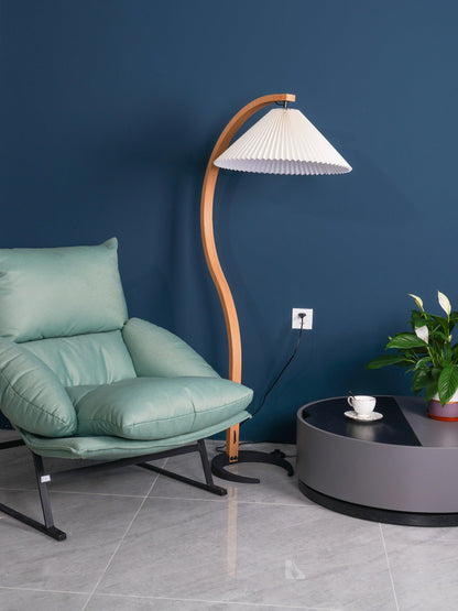 Scandinavian Curved Wooden Floor Lamp with Pleated Shade | Modern Living Room Light