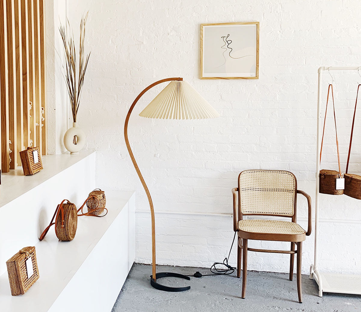 Scandinavian Curved Wooden Floor Lamp with Pleated Shade | Modern Living Room Light