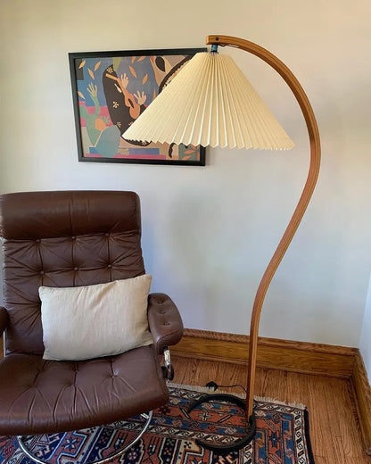 Scandinavian Curved Wooden Floor Lamp with Pleated Shade | Modern Living Room Light