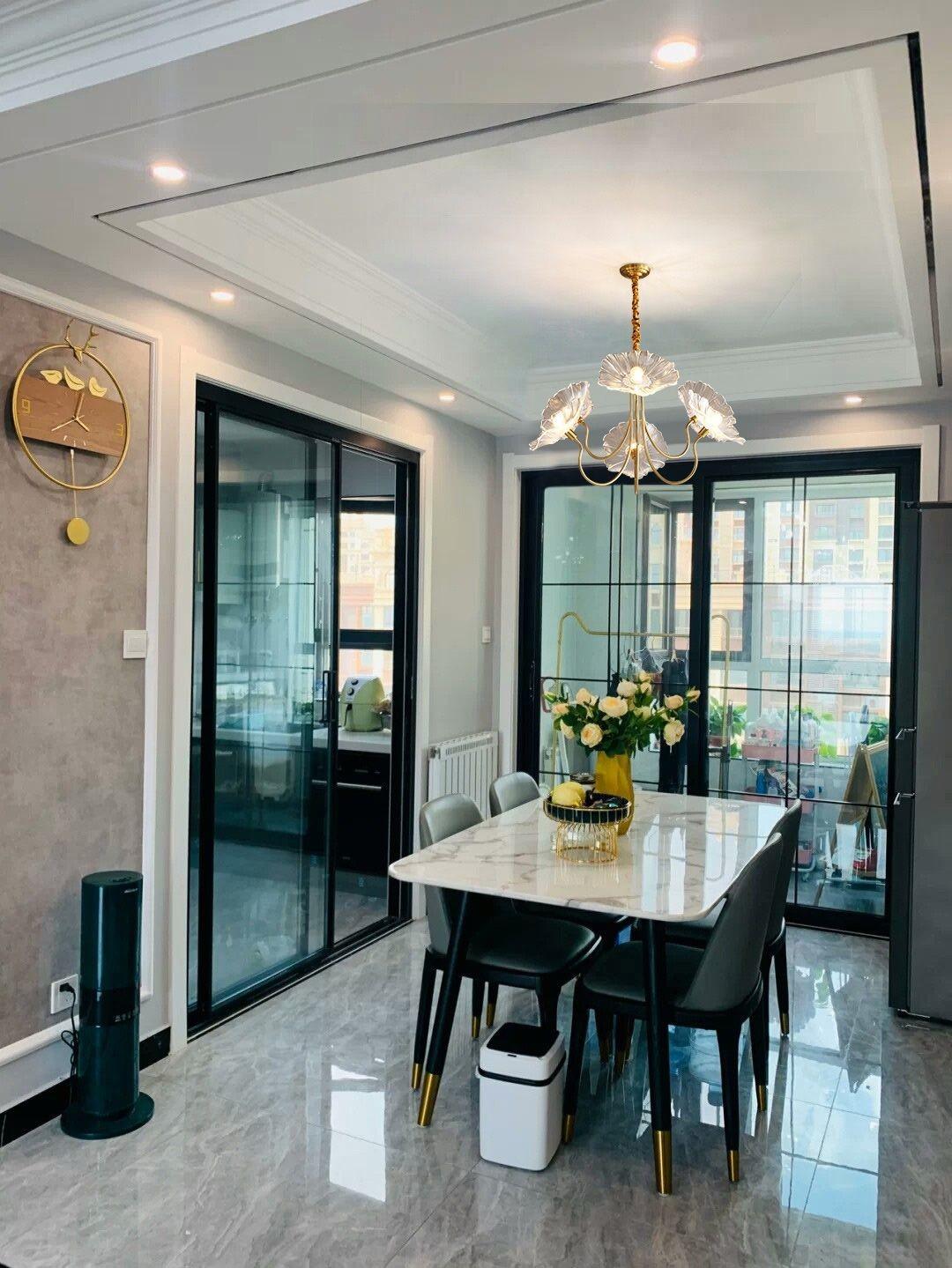 Leaf Glass Chandelier Ceiling Light | Modern Frosted Glass Pendant Lamp