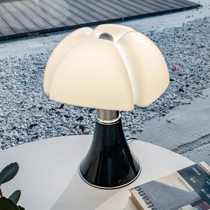 Lampe de table fleurie